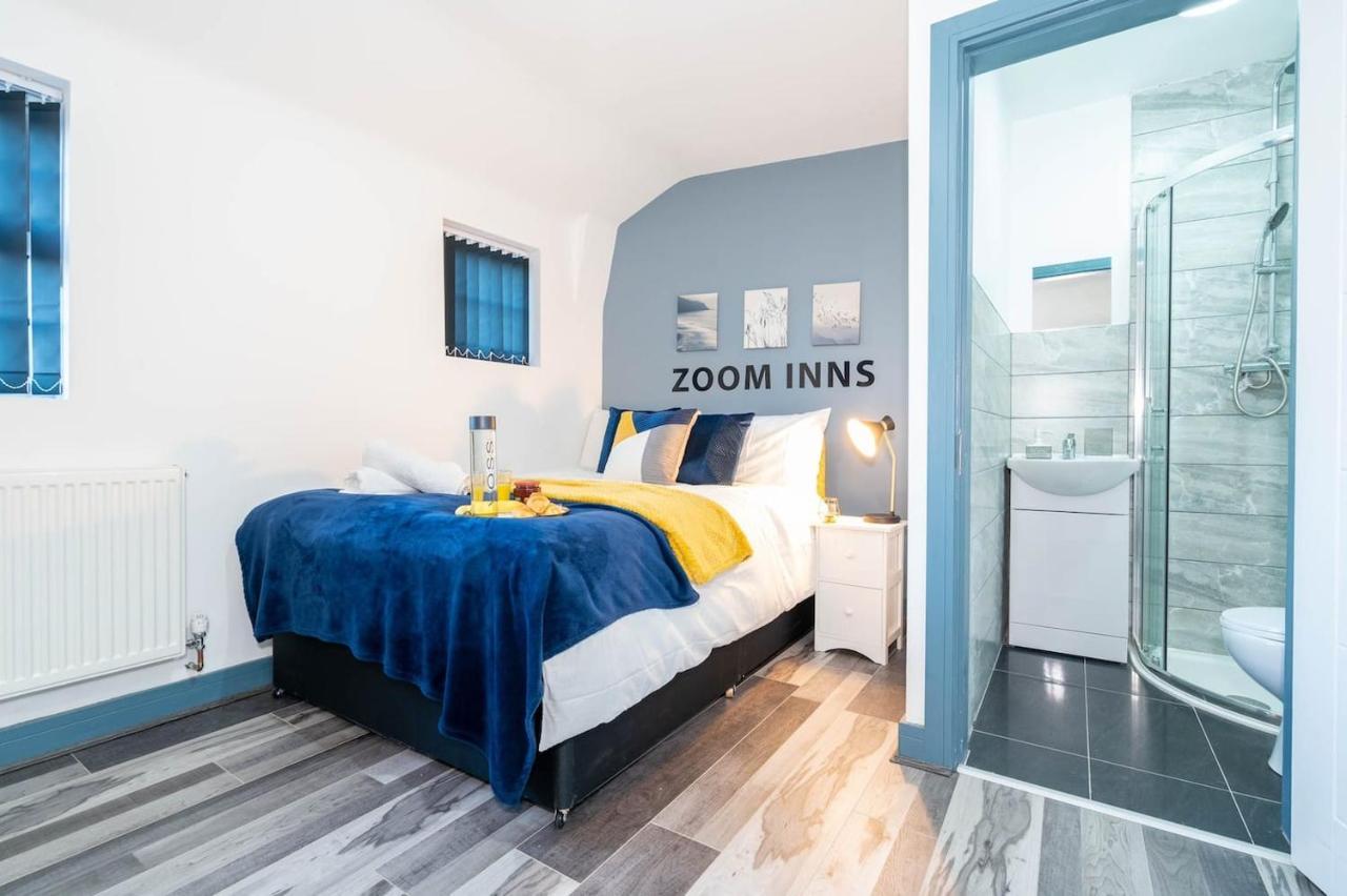 Trendy Studio In Vibrant West Midlands Birmingham