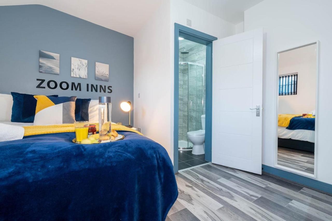 Trendy Studio In Vibrant West Midlands